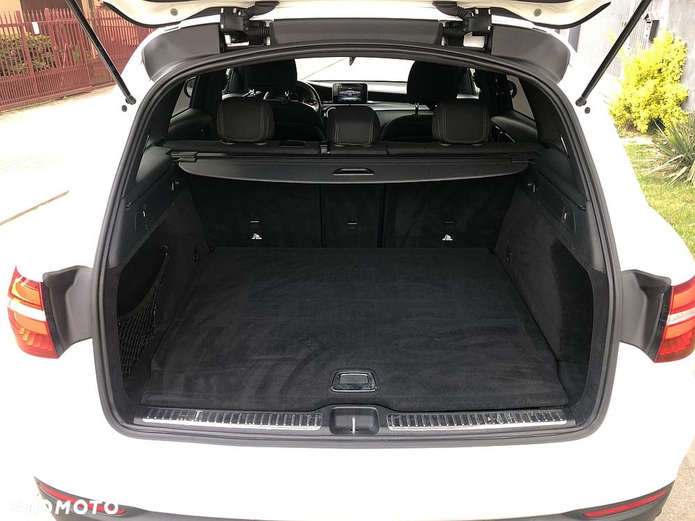 Mercedes-Benz GLC 220 d 4-Matic - 29