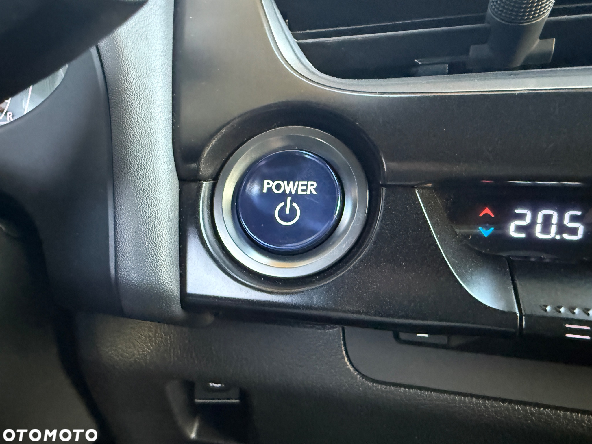 Lexus UX 250h Business Edition - 20