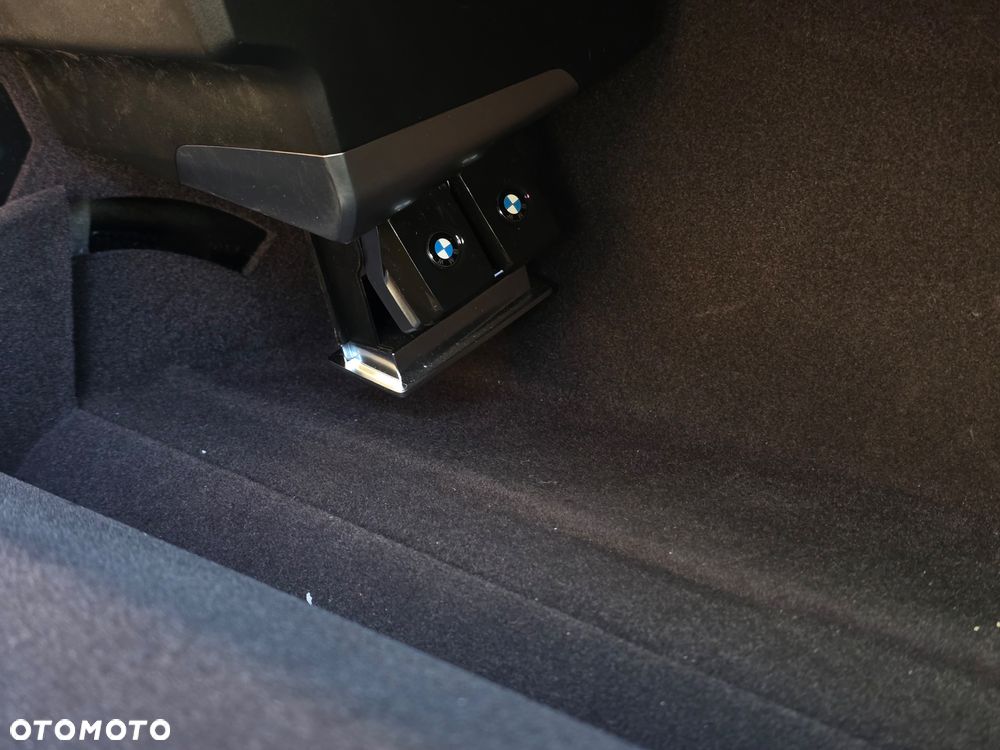 BMW X5 xDrive40d mHEV - 21