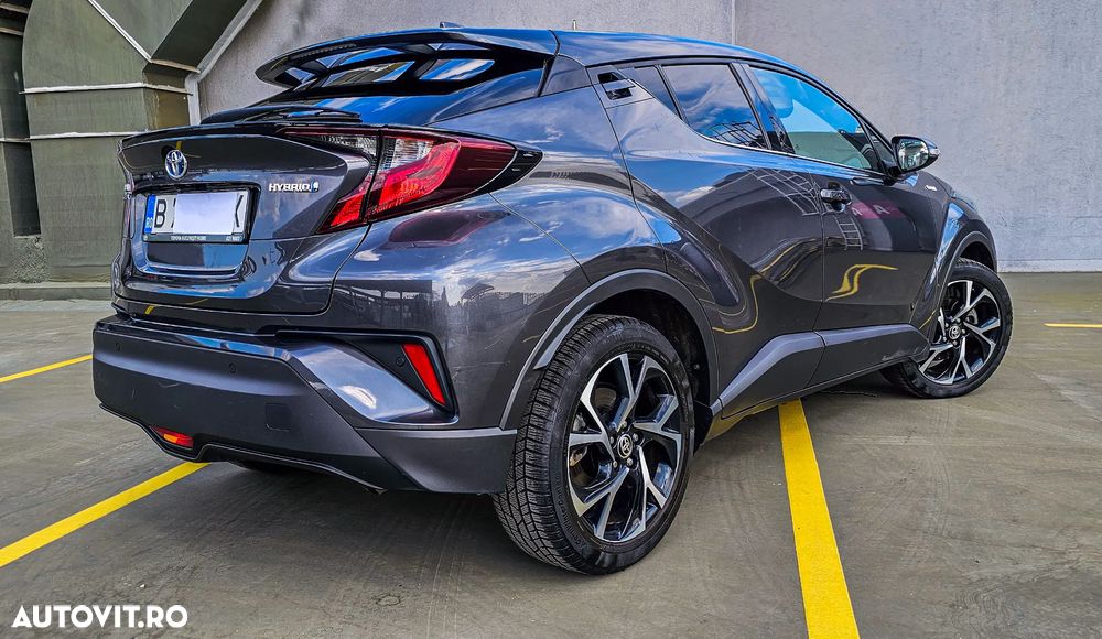 Toyota C-HR 1.8 HSD 122 CP 4x2 CVT Cult - 2