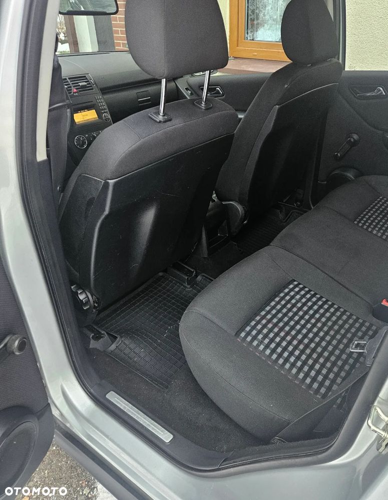 Mercedes-Benz Klasa A 150 BlueEFFICIENCY Elegance - 14