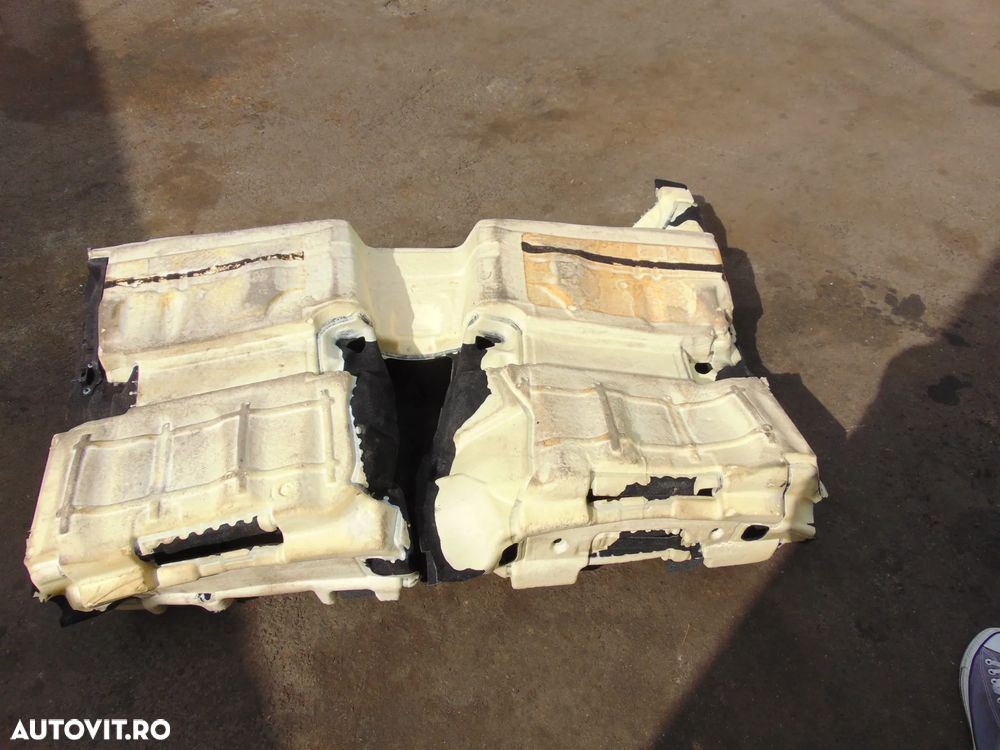 Mocheta Hyundai Tucson 2014-2020 mocheta interioara tucson 3 - 6