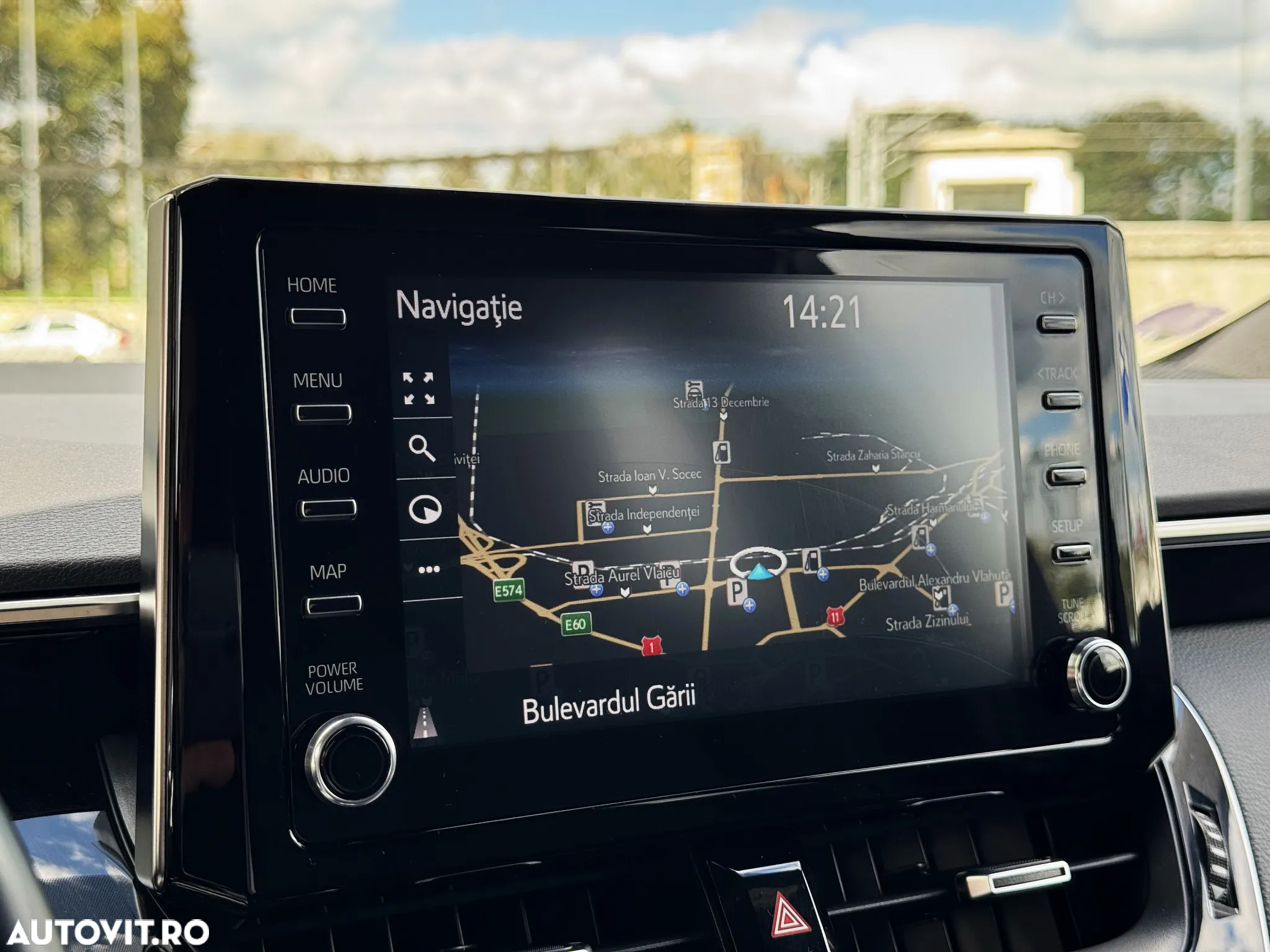Toyota Corolla 1.8 HSD Exclusive interior Negru - 31