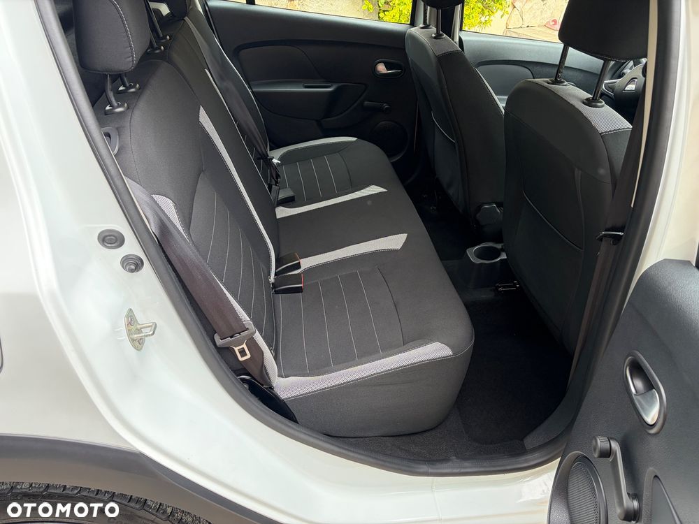 Dacia Sandero - 23
