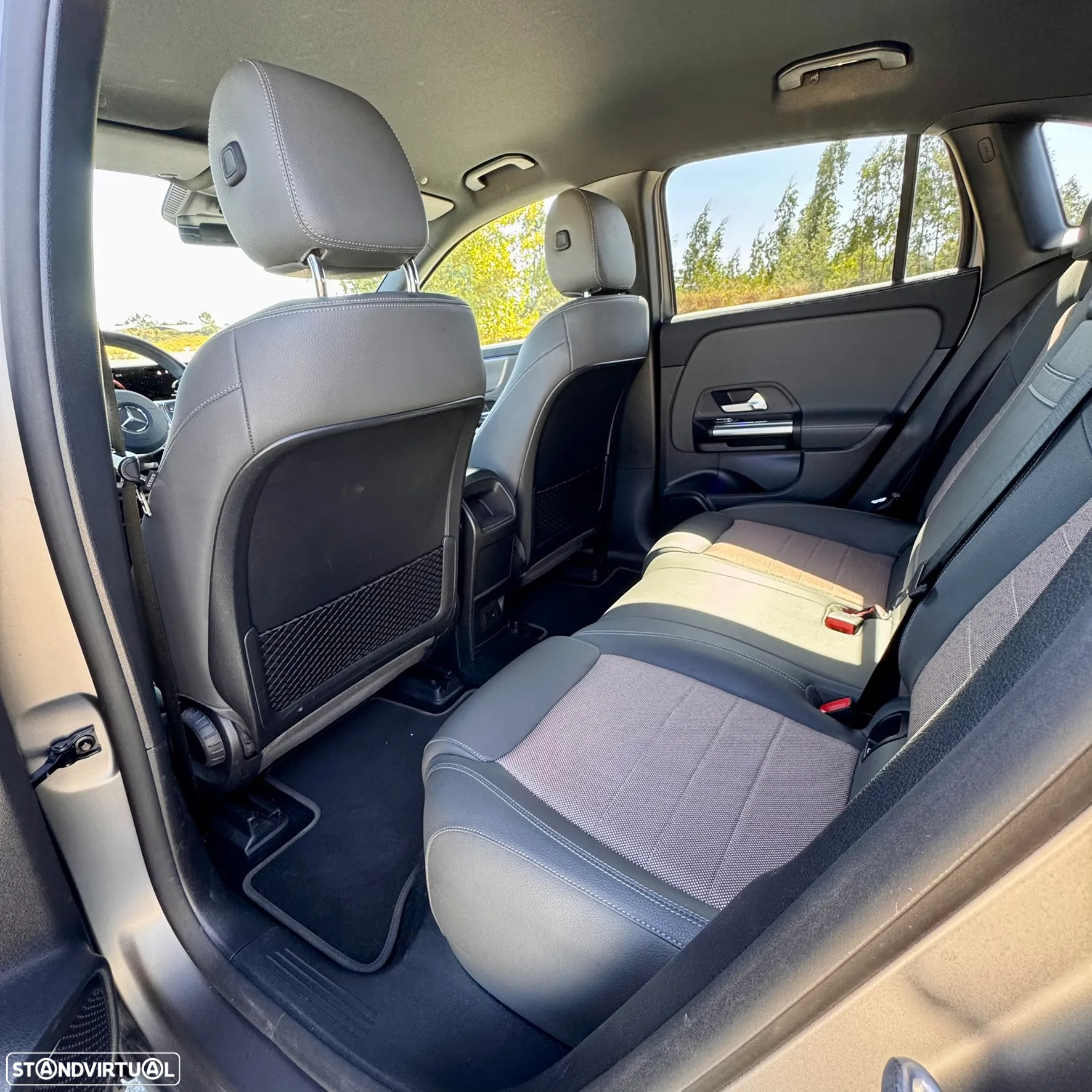 Mercedes-Benz EQA 250+ Electric Art - 29