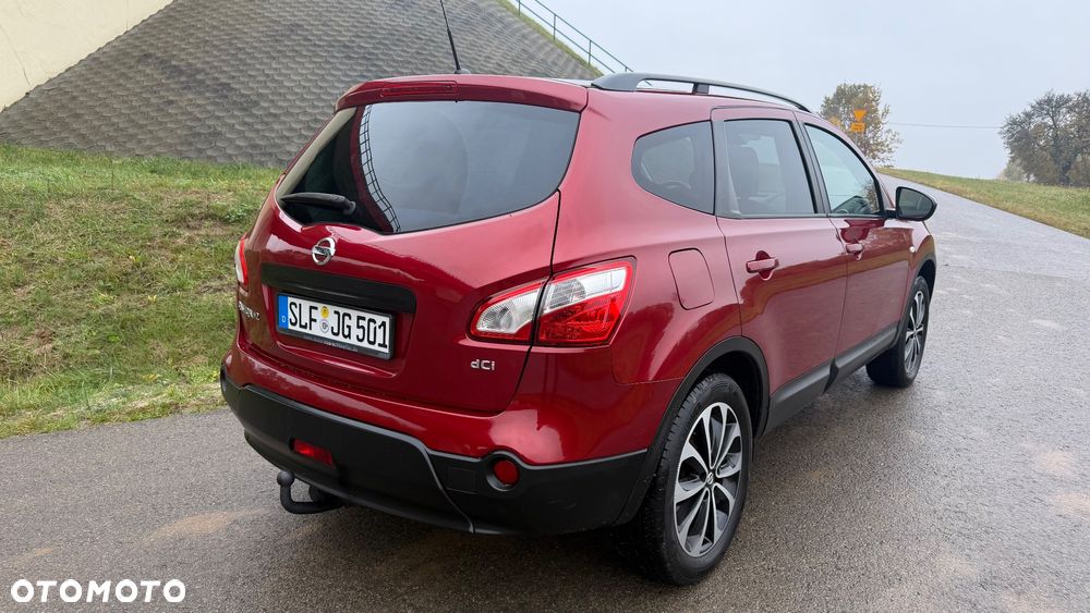 Nissan Qashqai+2 - 13