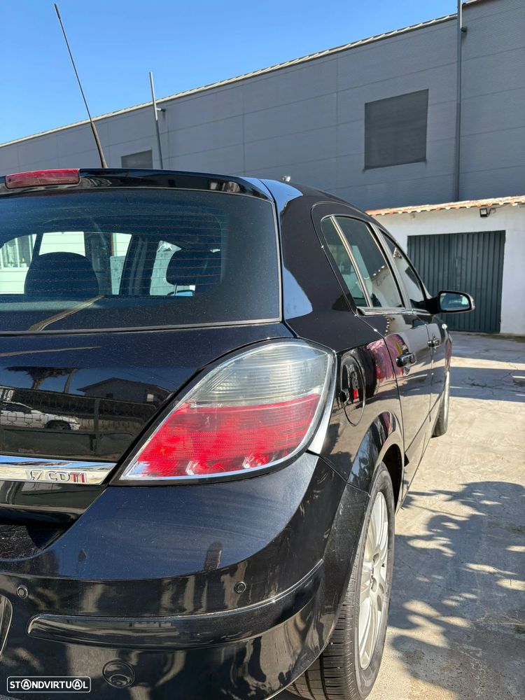 Opel Astra 1.7 CDTI Cosmo - 1