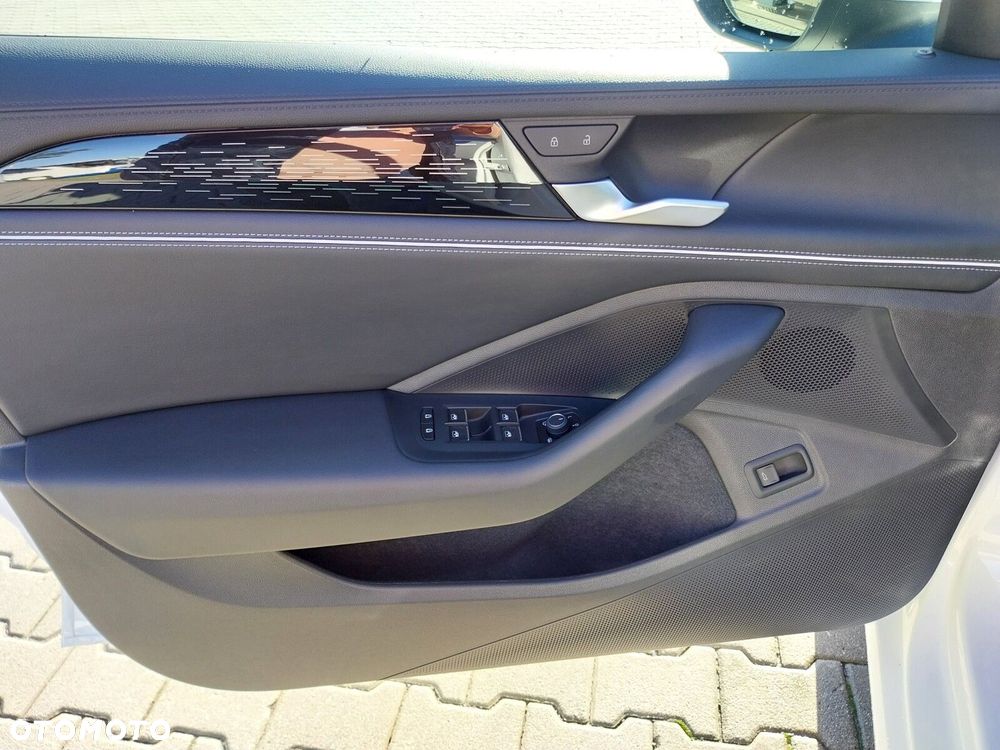 Volkswagen Passat - 15