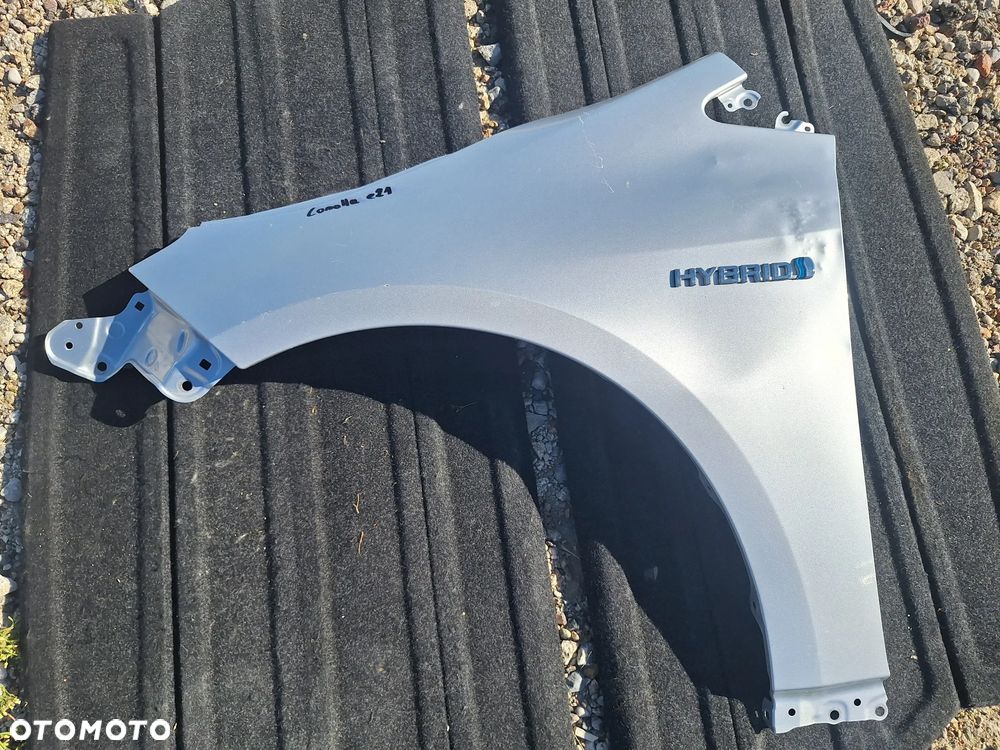 BŁOTNIK LEWY PRZÓD PRZEDNI TOYOTA COROLLA E21 - 3