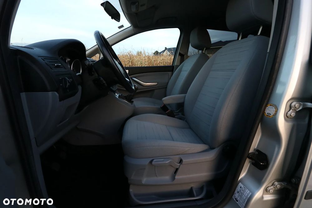 Ford C-MAX 1.8 Titanium - 28