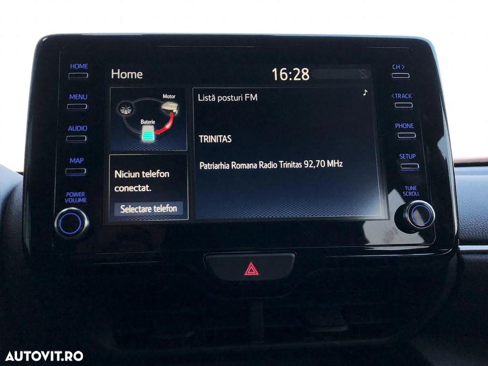 Toyota Yaris Cross 1.5 VVT-i HSD 4x2 Dynamic - 18