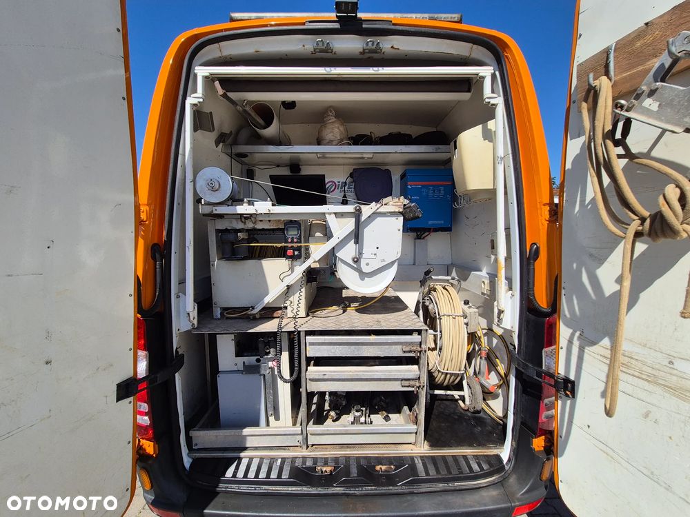 Mercedes-Benz Sprinter 518 CDi / INSPEKCJA KANAŁÓW / 3 KAMERY / SOCJALNE POMIESZCZENIE / W PEŁNI SPRAWNY / DO KANALIZACJI / ASENIZACYJNY / EURO 4 - 33