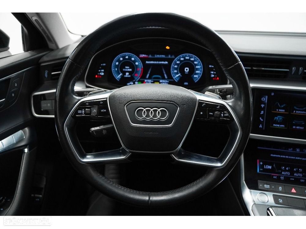 Audi A6 - 35