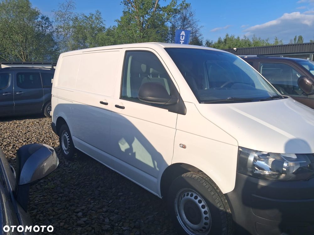 Volkswagen Transporter - 2