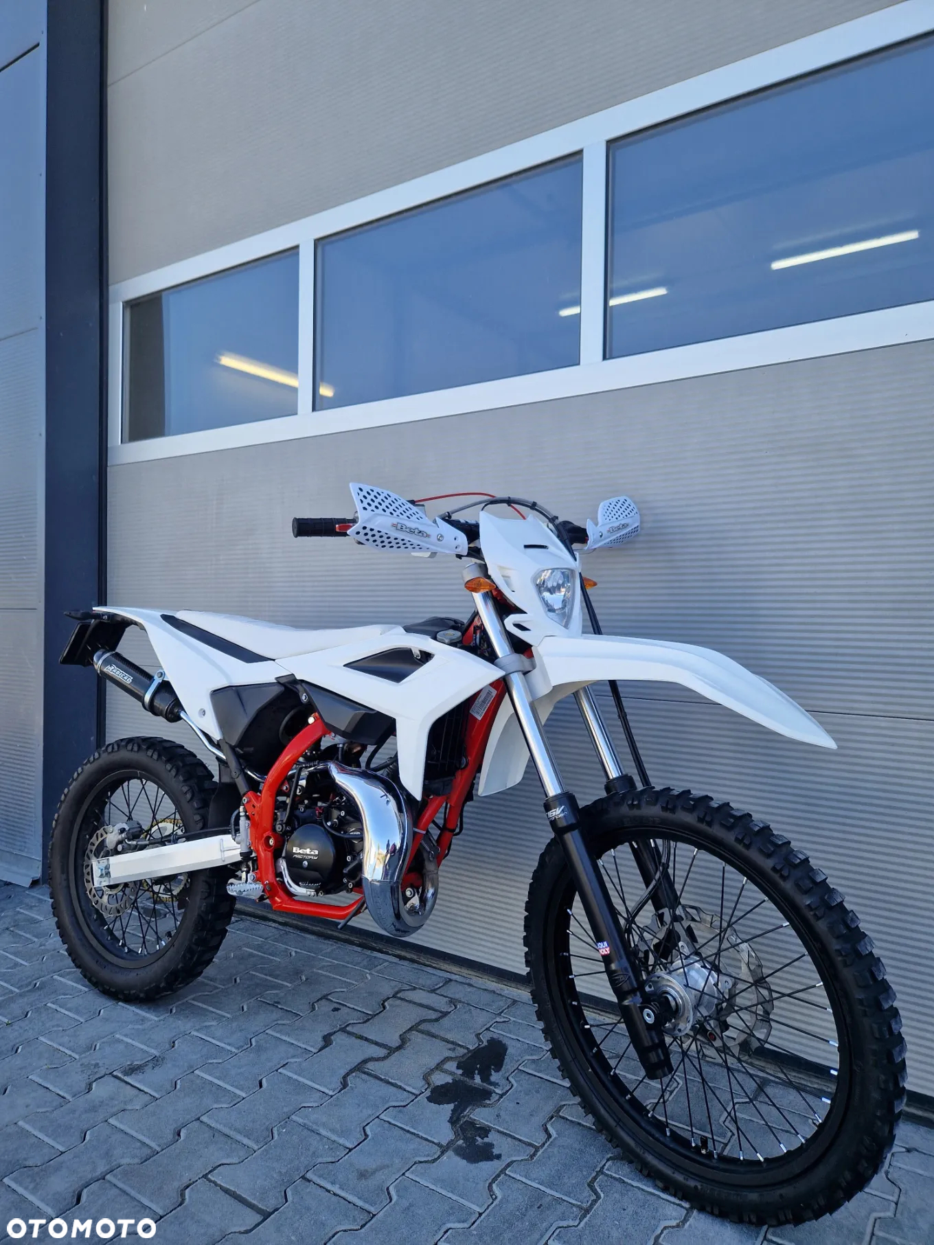 Beta RR - 8
