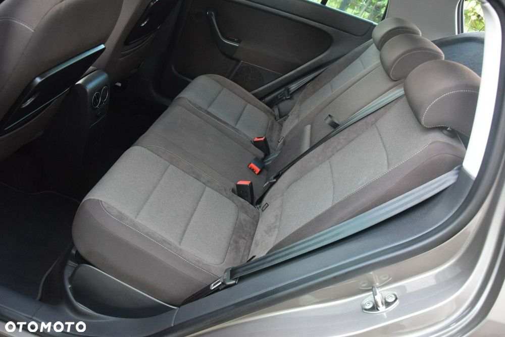 Volkswagen Golf Plus 1.4 Style - 23