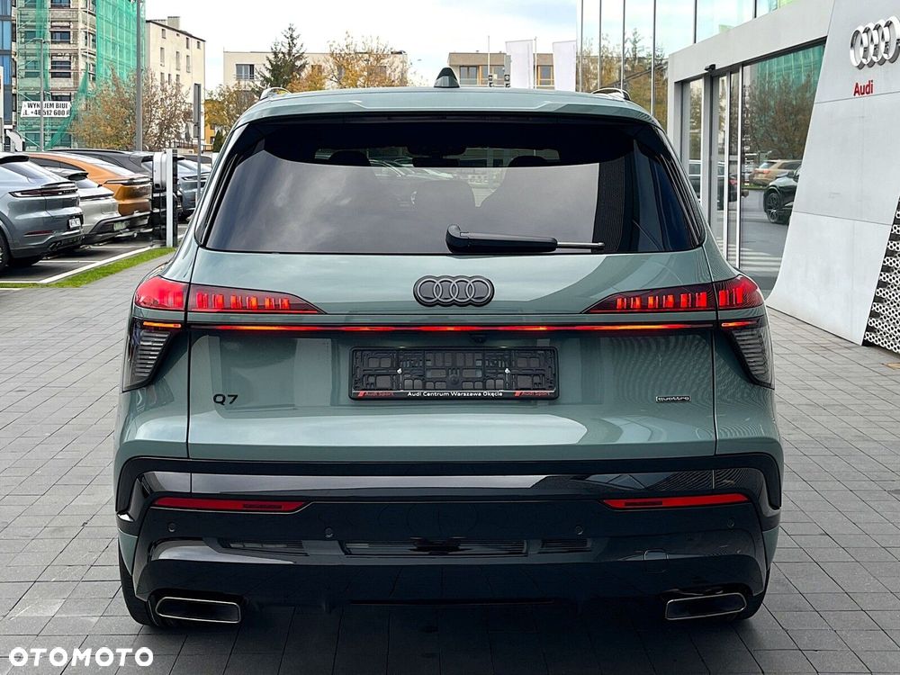 Audi Q7 - 12
