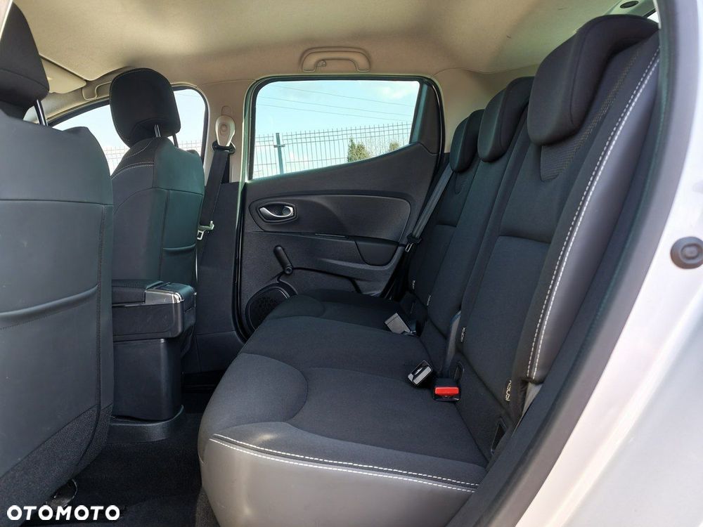 Renault Clio - 16
