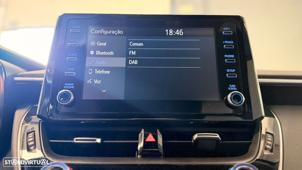 Toyota Corolla 1.8 Hybrid Square Collection - 33