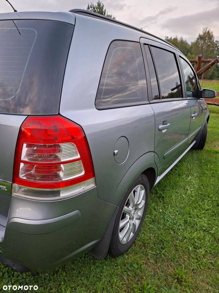 Opel Zafira 2008 photo 3