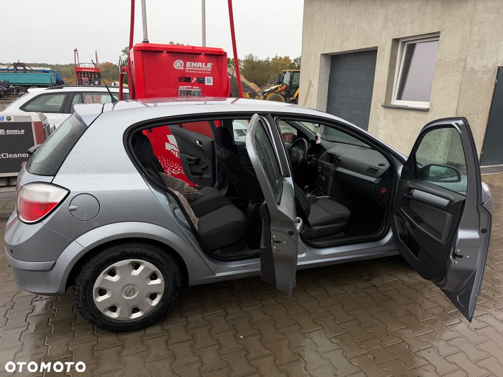 Opel Astra - 10