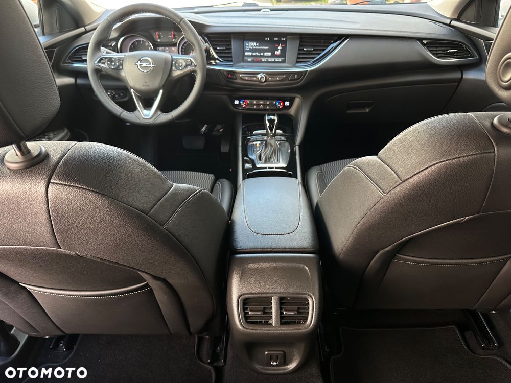 Opel Insignia 1.5 T Exclusive S&S - 19