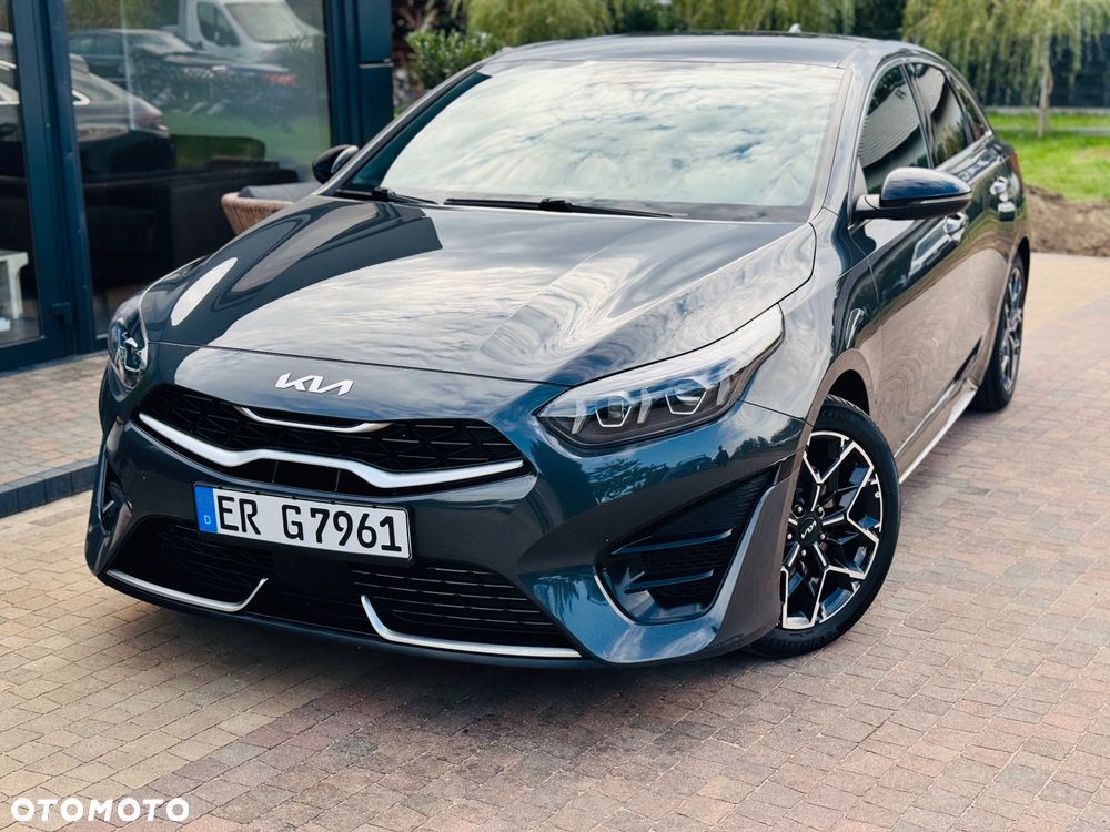 Kia Procee'd