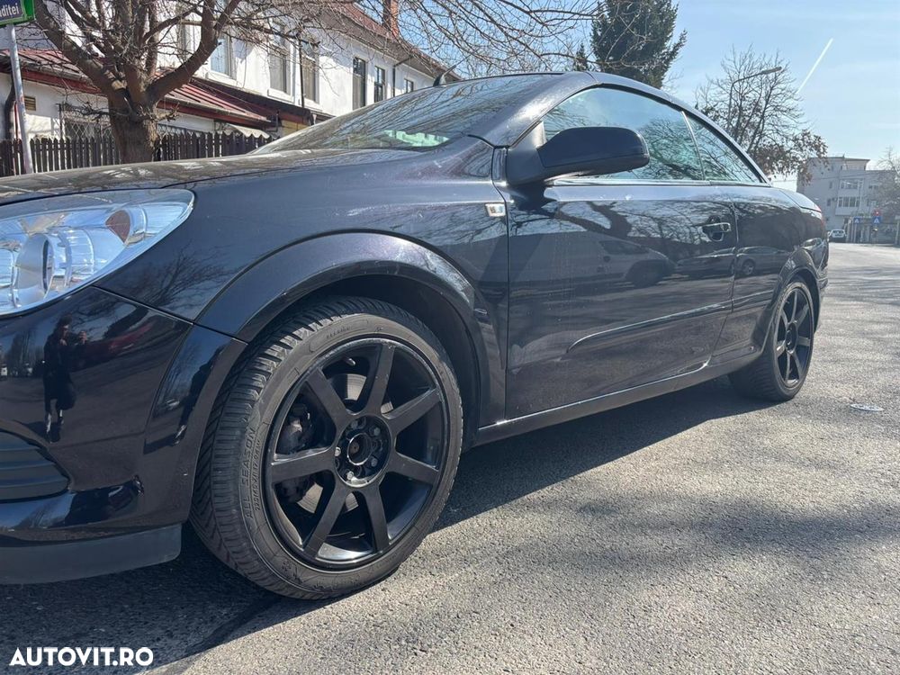 Opel Astra 1.9 CDTI Cosmo - 4