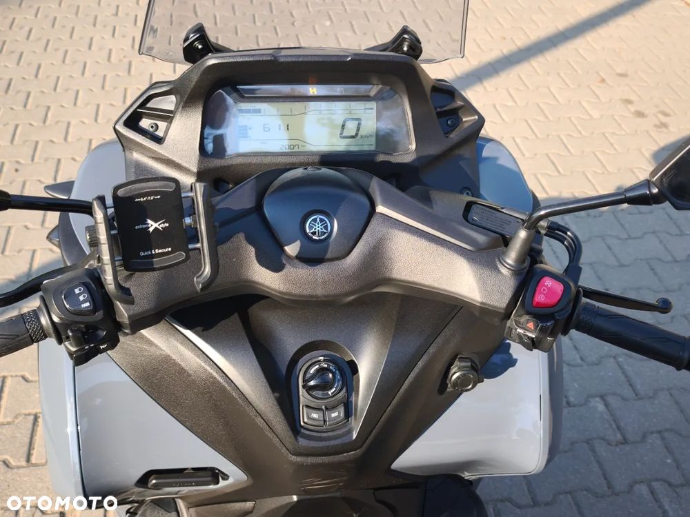 Yamaha Tricity - 12