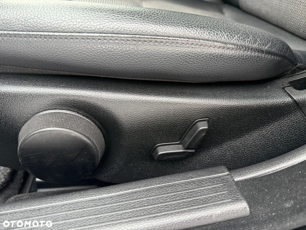 Mercedes-Benz Klasa C 200 Kompressor Automatik Avantgarde - 18