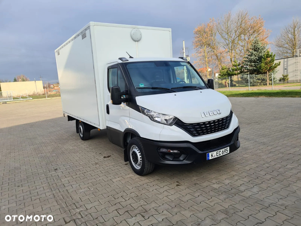 Iveco 35S140 kontener 8 palet Hi-Matic, 2022r.