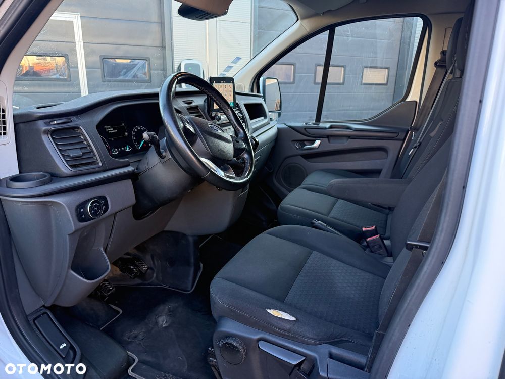 Ford Transit Custom - 22