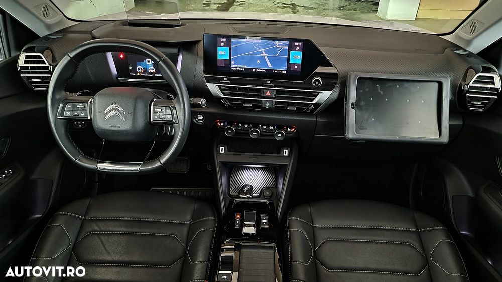 Citroën C4 PureTech 130 Stop&Start EAT8 FEEL PACK - 32