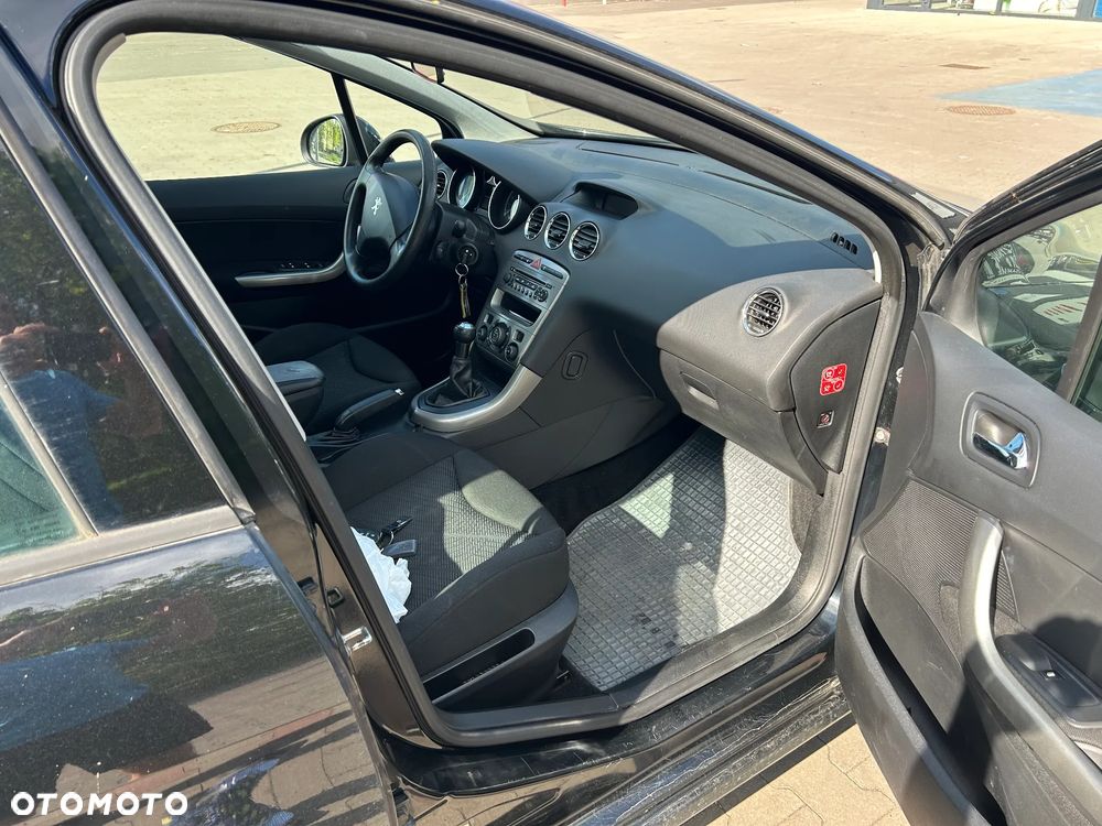 Peugeot 308 - 10