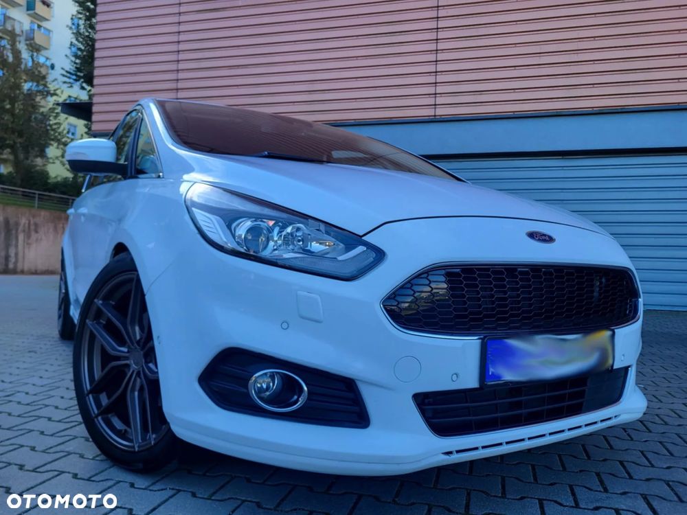 Ford S-Max 2.0 TDCi Titanium PowerShift - 2