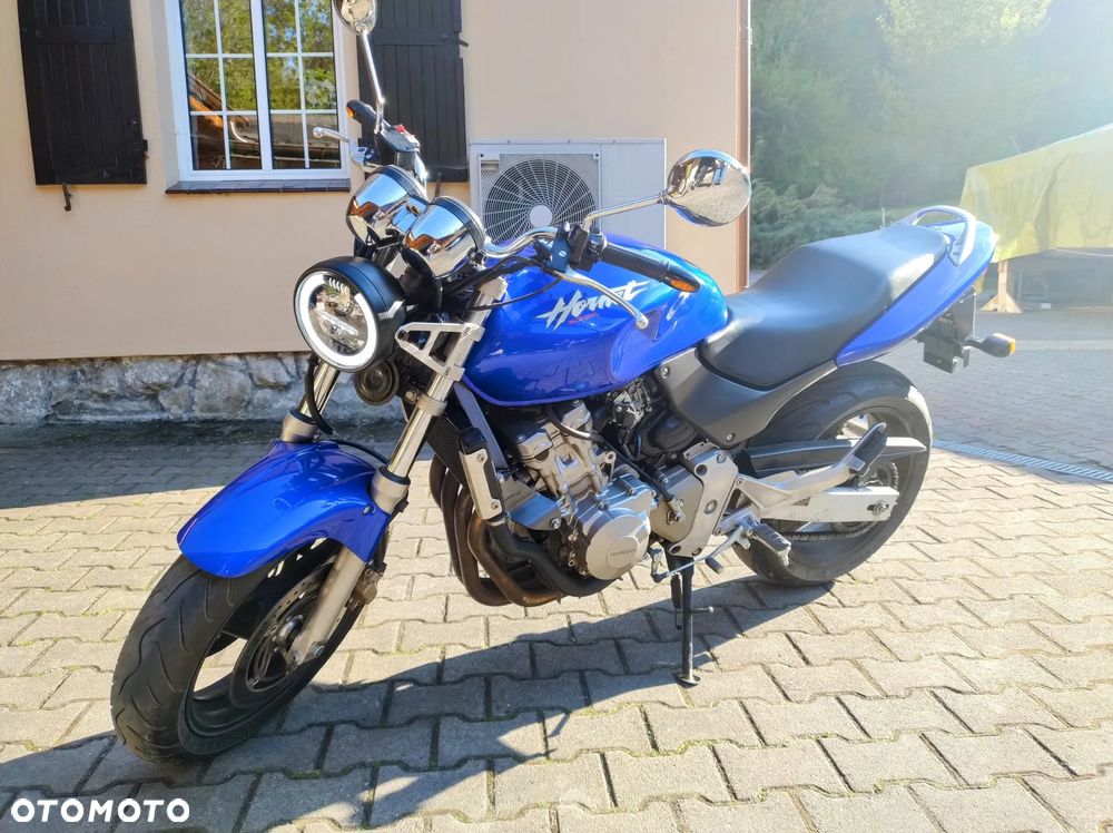 Honda CB - 1