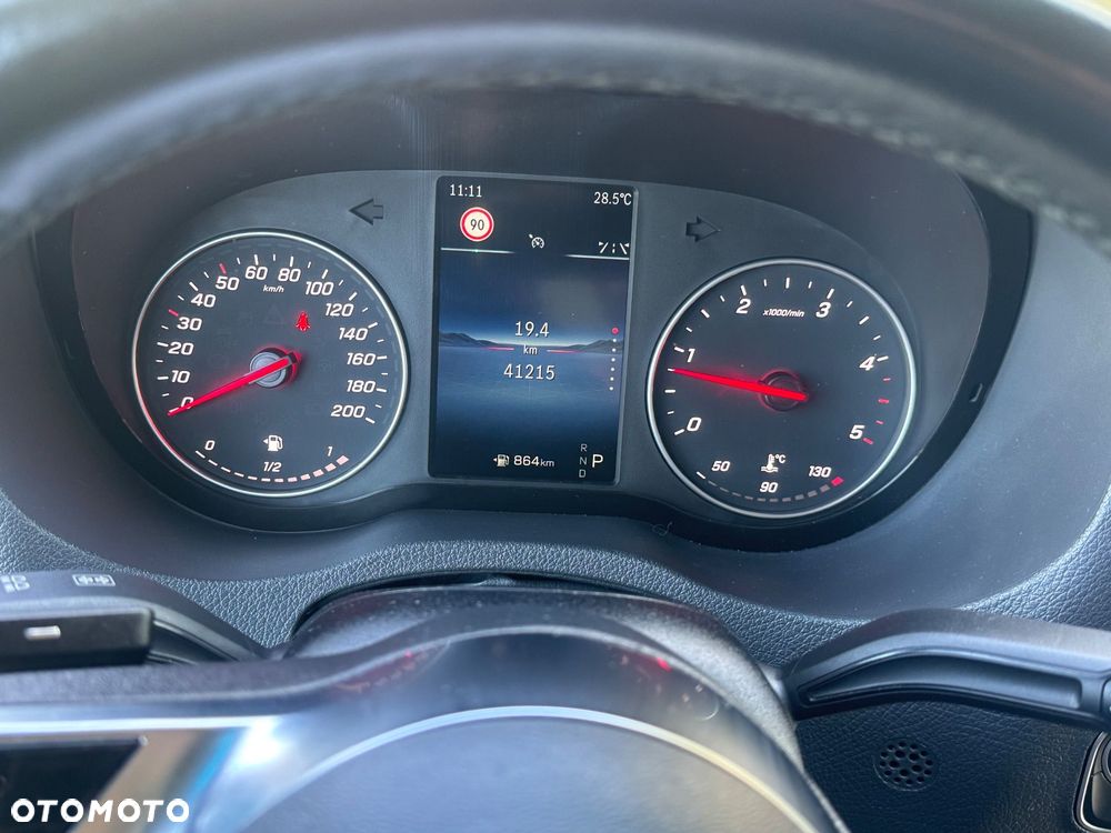 Mercedes-Benz Sprinter - 10