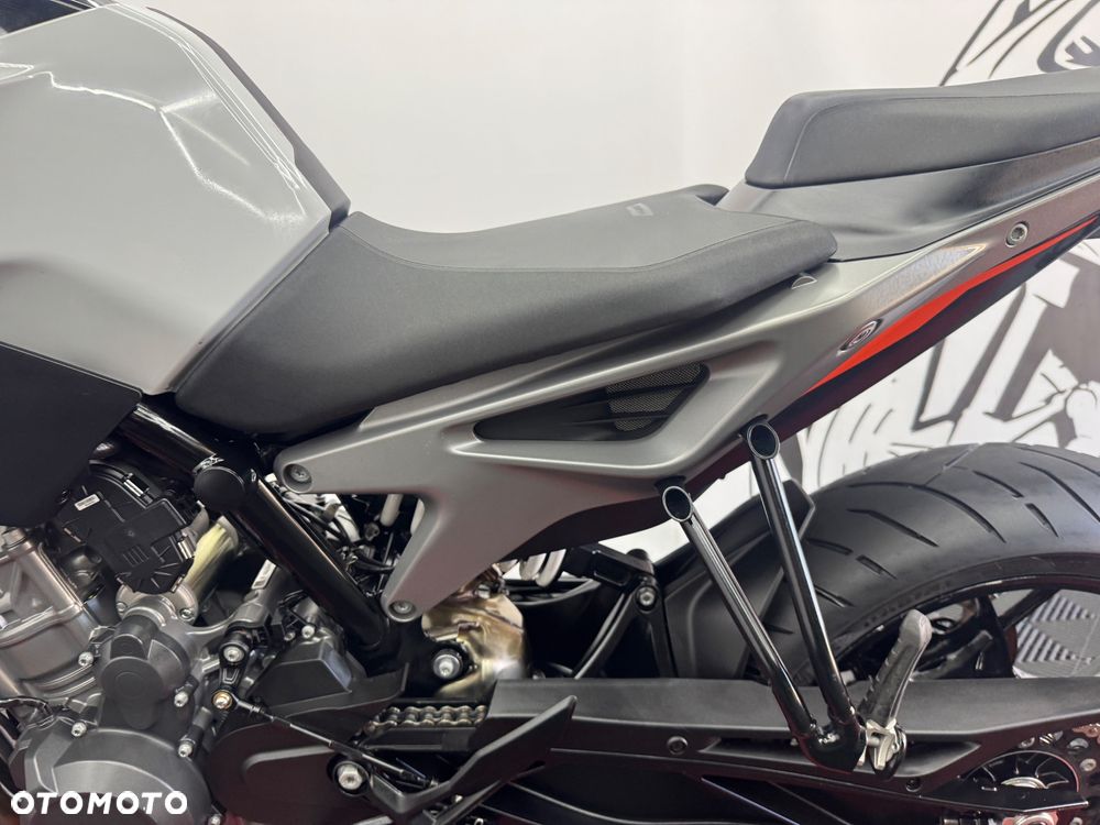KTM Duke - 16