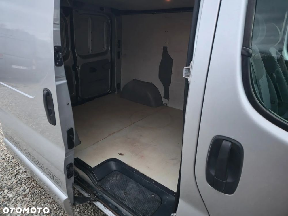Opel Vivaro - 9