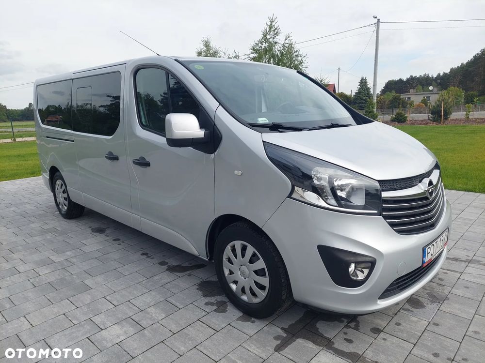 Opel Vivaro L2H1 2.9t Elegance - 1
