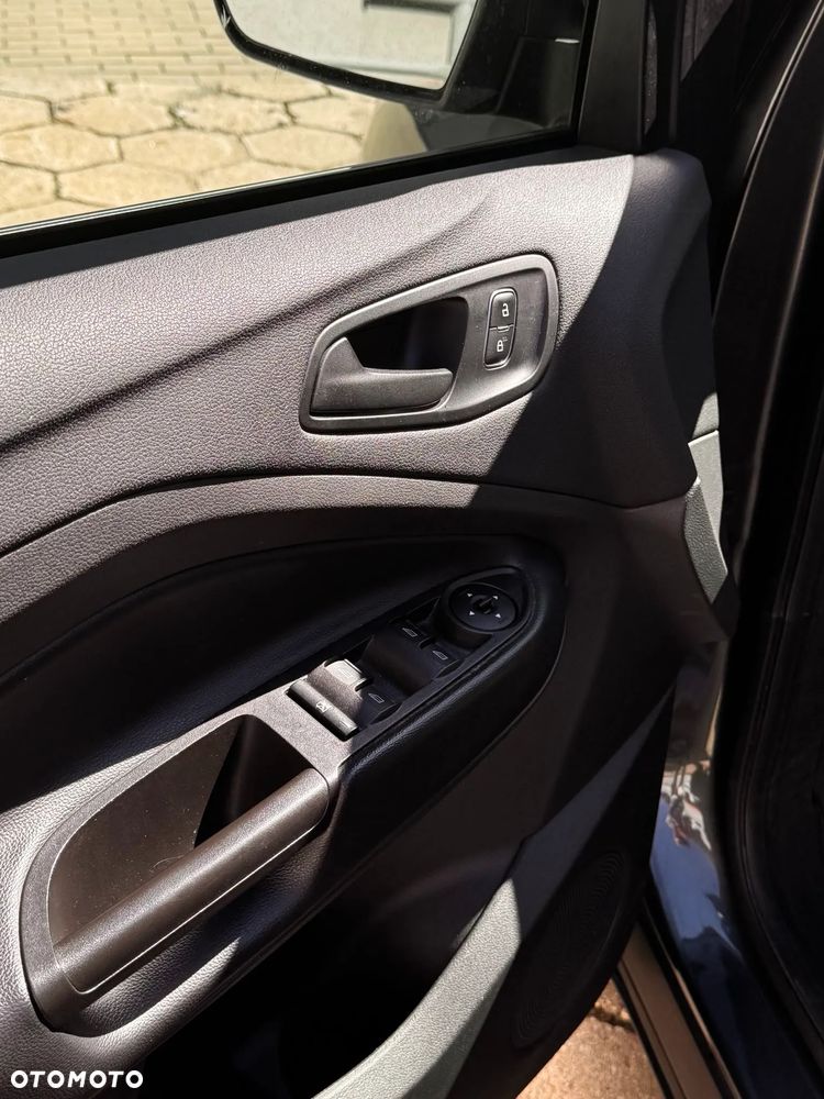 Ford Escape - 12