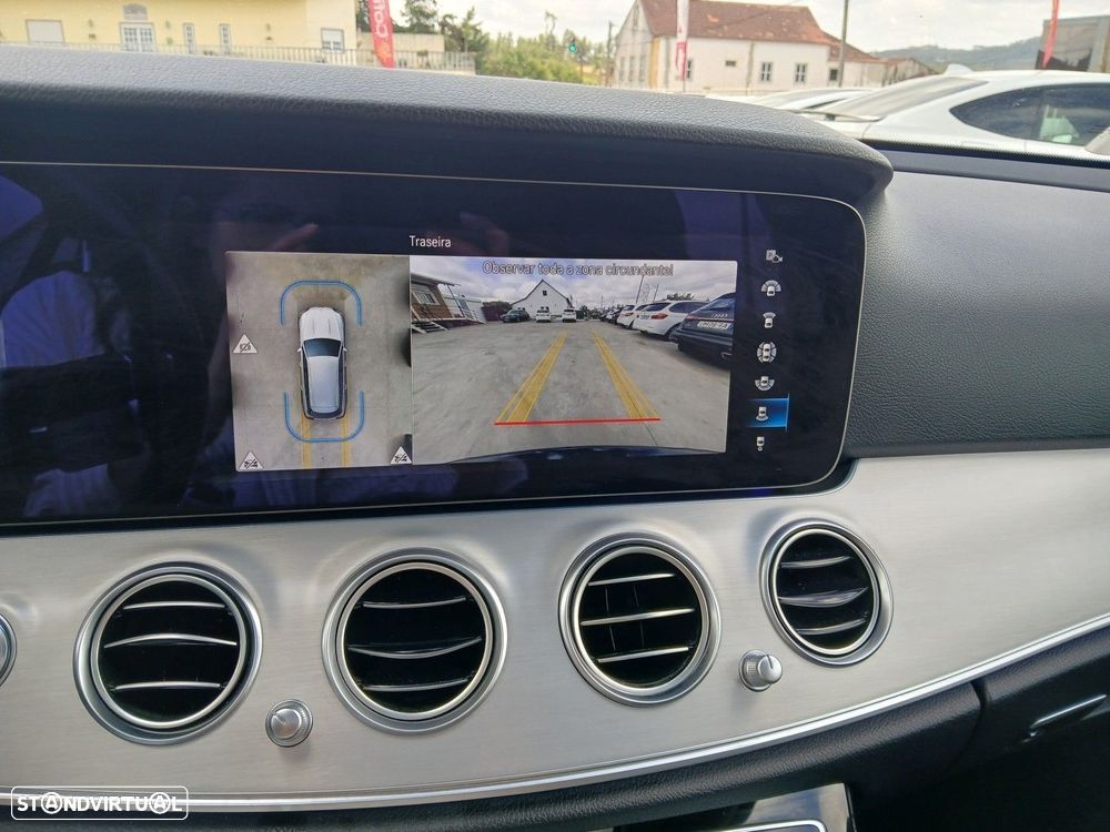 Mercedes-Benz E 300 de 4Matic 9G-TRONIC Avantgarde - 24