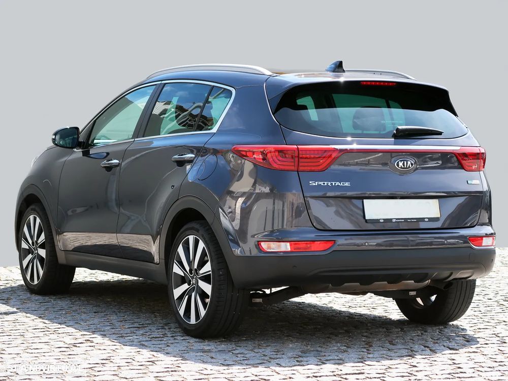 Kia Sportage 1.6 CRDI ISG SX - 9