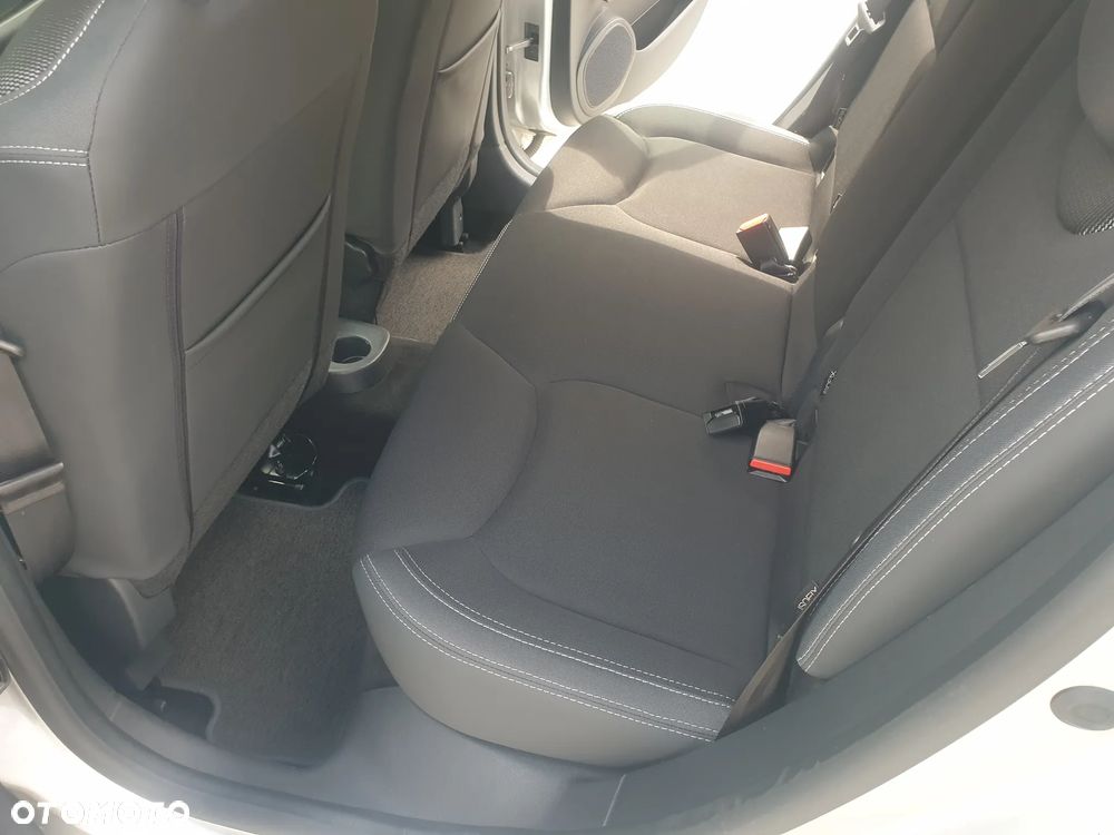 Renault Clio - 8