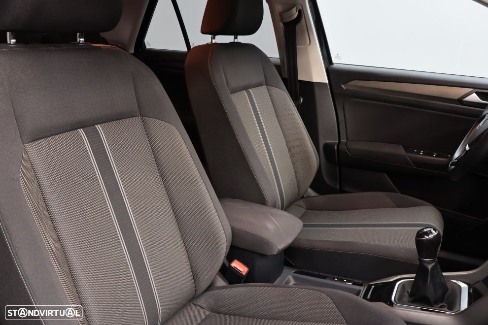 VW T-Roc 1.0 TSI - 19