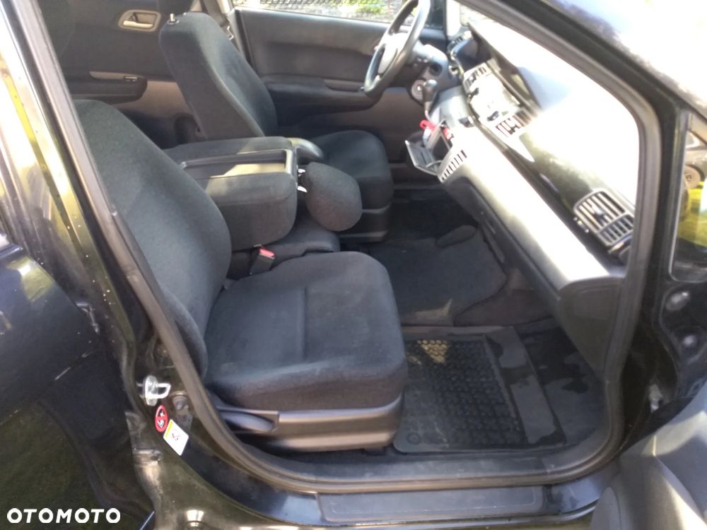 Honda FR-V 2.0 Executive - 11