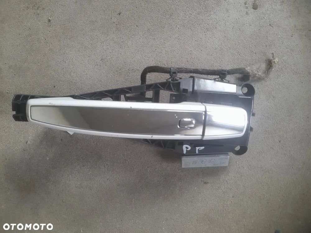 Klamka prawy prawa lewa przód tył Opel Insignia Lift Z40R - 1