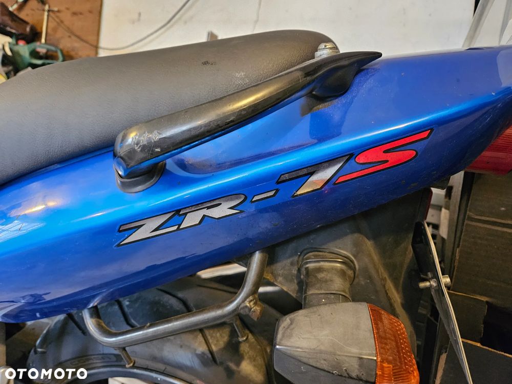 Kawasaki ZR - 9