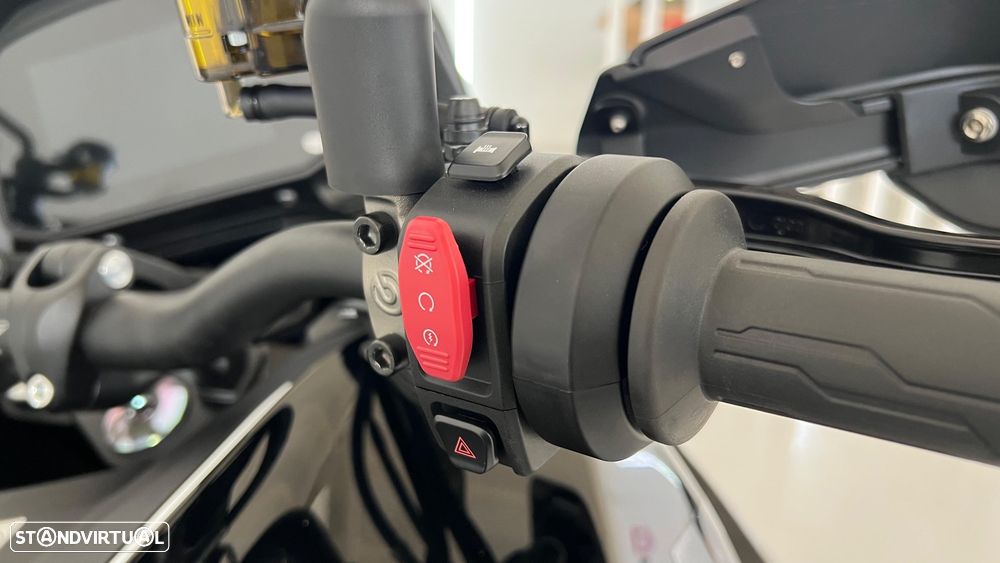 Moto Morini X-Cape 1200 - 46