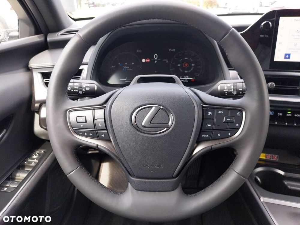 Lexus UX 300h Business - 20